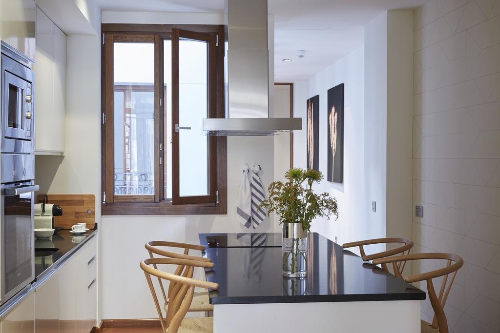 마드리드 60 Balconies Design 아파트 객실 사진