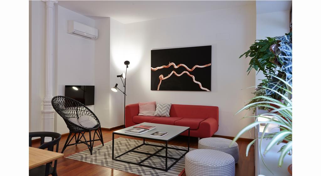 마드리드 60 Balconies Design 아파트 외부 사진