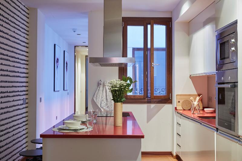 마드리드 60 Balconies Design 아파트 외부 사진